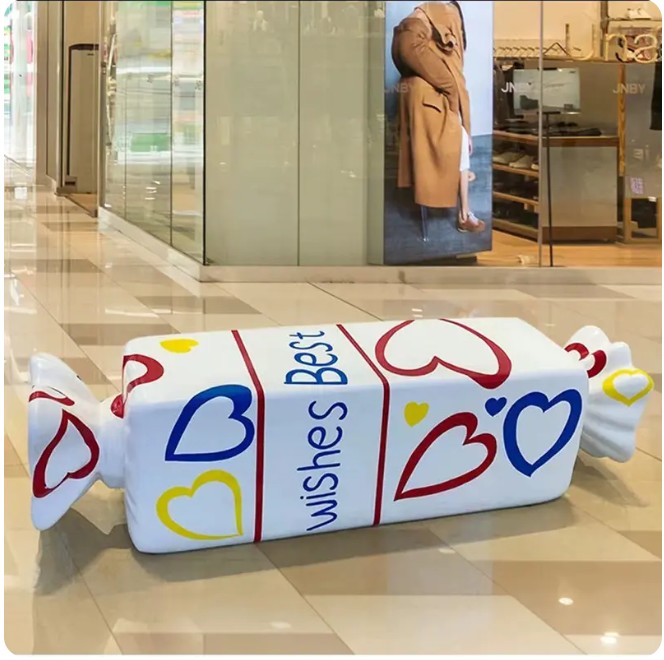 La scultura in fibra di vetro è più leggera e più trasportabile rispetto ai tradizionali materiali per scultura